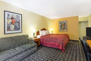 Days Inn By Wyndham Savannah Airport Rum bild